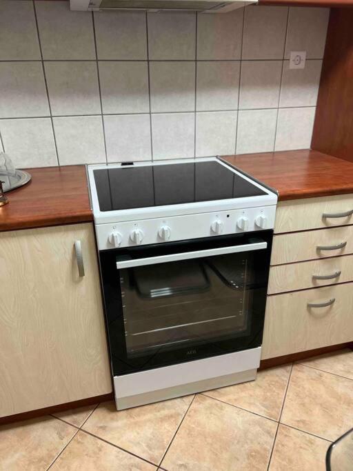 4Th Floor Cosy Apartment In Metaxourgeio Athens Luaran gambar